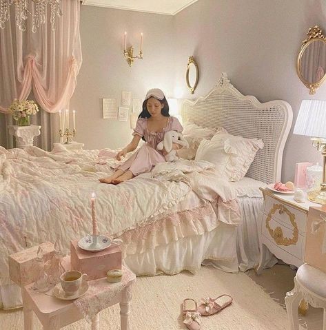 Coquette Bed, Beautiful Boards, Dream Bedroom Inspiration, Ideal Girl, Coquette Room, Princess Bedroom, Dekorasi Kamar Tidur, Princess Room, Girly Room