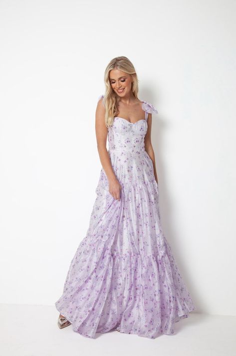 Floral Lilac Dress, Lavender Floral Maxi Dress, Lavender Dresses Prom, Flowy Floral Prom Dress, Purple Floral Dress Formal, Lilac Floral Bridesmaid Dresses, Purple Floral Bridesmaid Dress, Floral Lavender Dress, Purple Garden Party Dress