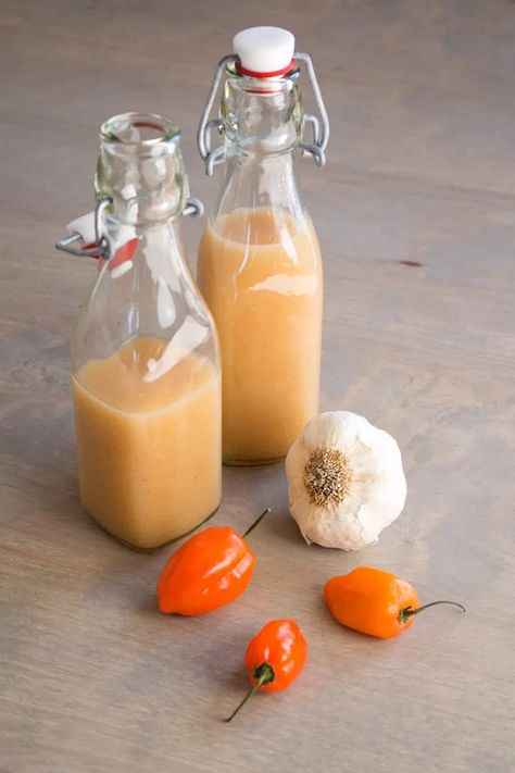 Habanero Hot Sauce Recipe, Habanero Recipes, Hot Sauce Recipe, Chili Pepper Recipes, Homemade Hot Sauce, Habanero Hot Sauce, Hot Sauce Recipes, Pickling Spice, Marinade Sauce