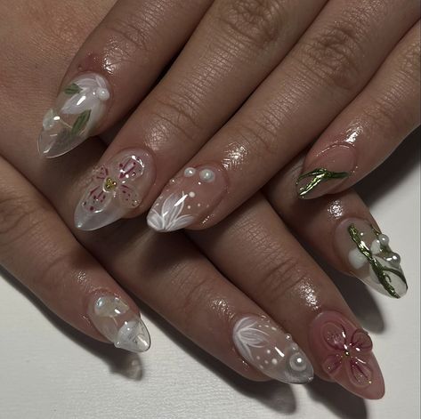 Spring Vibe Nails, Monet Inspired Nails, Natural Flower Nails, Korean Wedding Nails, Simple Gel Nail Art, Floral Wedding Nails, Simple Classy Nails, Fairytale Nails, Tokyo Nails