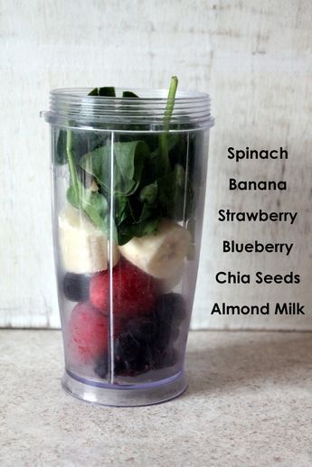 A power smoothie packed with wild blueberries, strawberries, banana, almond milk, spinach and chia seeds. The perfect pick me up or breakfas... Resep Vegan, Resep Smoothie, Nutribullet Recipes, Power Smoothie, Smoothie Packs, Resep Diet, Healthy Shakes, Strawberry Blueberry, Makanan Diet