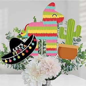 Fiesta Party Centerpieces, Fiesta Table, Mexican Fiesta Party, Birthday Bbq, Fiesta Theme Party, Mexican Party Theme, Party Tables, Fiesta Theme, Party Centerpiece