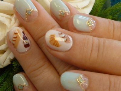 Paris Themed Nails, Food Nails Art, Croissant Nails, Bread Nails, Europe Nails, Food Nail Art, Themed Nail Art, Paris Nails, Food Nails