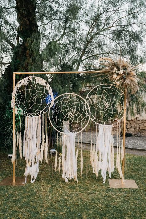 Dream Catcher Backdrop, Dream Catcher Wedding Decor, Middle Earth Wedding, Antigua Guatemala Wedding, Dreamcatcher Wedding, Dream Catcher Wedding, Guatemala Wedding, Boho Backdrop, Top Of The Mountain