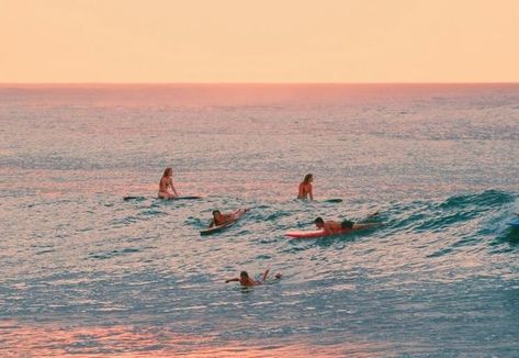 Surf Lifestyle, Arte Inspo, Summer Feeling, Summer Dream, In The Ocean, Beach Aesthetic, Endless Summer, Beach Vibe, Summer Aesthetic