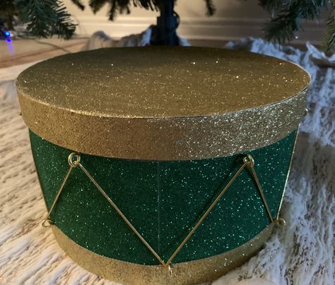 Christmas Drum Diy, Christmas Car Decorations, Nutcracker Christmas Tree, Christmas Bows Diy, Nutcracker Christmas Decorations, Xmas Pictures, Christmas Crafty, Christmas Crafts To Make, Noel Diy