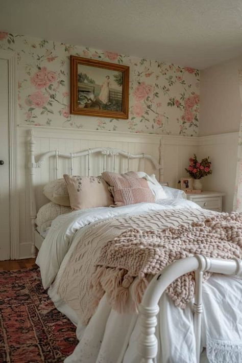 28 Cottage Core Bedroom Decor Ideas » Lady Decluttered Farmhouse Girls Bedroom Ideas, Country Core Bedroom, Vintage Looking Bedroom, Floral Farmhouse Decor, Farmhouse Bedroom With Fireplace, Granny Bedroom Aesthetic, Old Lady Bedroom Aesthetic, Bedroom White And Wood, Grandma Chic Bedroom