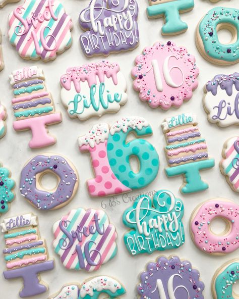 Sweet 16 Sugar Cookies, Amazing Baby Shower Cakes, Donut Cookies, Birthday Cake Roses, Zucchini Quiche, Sweet 16th Birthday, Sweet Sixteen Cakes, Pink Sweet 16, Amazing Cookies