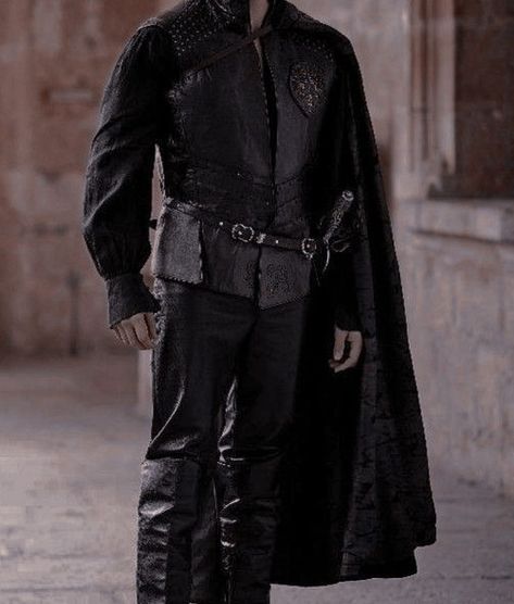 Medieval Outfits Men, Medieval Clothing Royal, Medieval Clothing Men, Medieval Fantasy Clothing, Men Outfits Aesthetic, Medieval Outfit, Moda Steampunk, Knight Outfit, Black Outfit Men