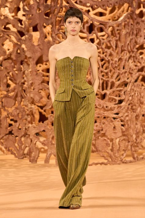 Ulla Johnson Autumn Winter 2024 Advertisement Campaign, 2024 Runway, Autumn Winter 2024, Minimal Look, Winter 2024, Winter Time, Ulla Johnson, Autumn Winter, Mood Board