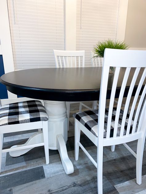 Black Table With White Chairs, Black And White Farm Table, Black And White Kitchen Table Ideas, Black And White Table And Chairs, White And Black Dining Table, Painted Dining Table Top, Black And White Farmhouse Table, Black Table White Chairs, Black And White Kitchen Table