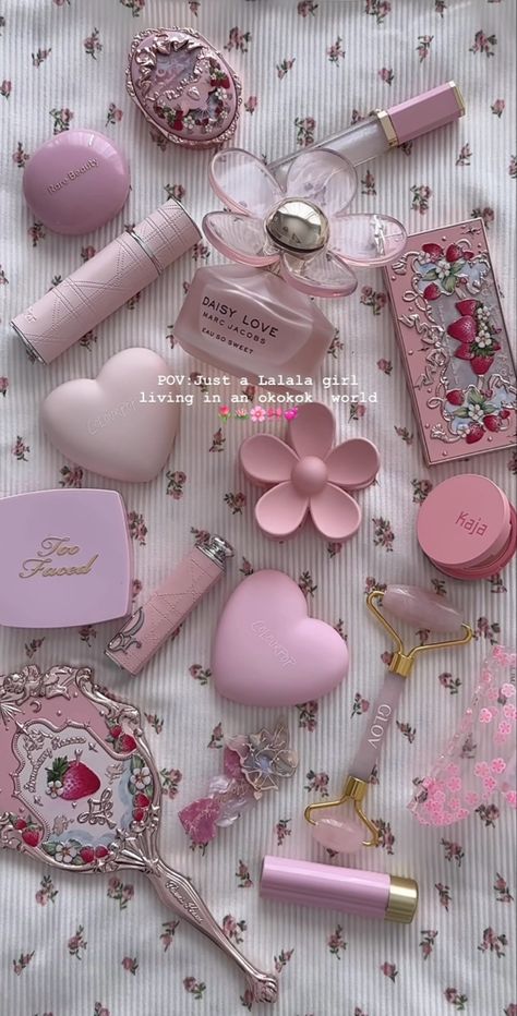 Pretty Makeup Products, Aesthetic Pink Makeup, Lalala Girl, Pink Aesthetic Soft, Coquette Aesthetic Pink, Makeup Packaging, Pink Pink Pink, Pink Lifestyle, Pretty Pink Princess