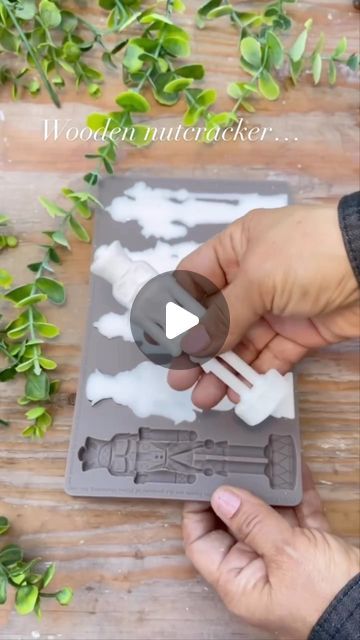 Alumilite on Instagram: "Is it too early to get into the Holiday spirit?!🎄  Watch at @renovelleasenseofrenewal takes a plain canvas and gives it an impressive 3-D makeover, using our versatile Amazing Casting Resin.   Regardless of the time of year or the type of project you’re tackling, our Amazing Casting Resin is the ideal choice for any of your DIY projects!  #alumiliteproducts #alumilite #castingresin #diycrafts #diyresin #alumination #makersmaker" Resin Mould Ideas, Iod Molds Projects Christmas, Christmas Resin Ideas, Casting Resin, Plain Canvas, Painted Ornaments, Resin Casting, Resin Diy, Art Journals