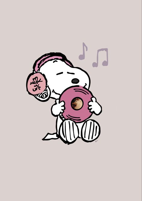 Playlist Covers Photos, Snoopy Images, Snoopy Wallpaper, 강아지 �그림, Snoopy Pictures, Snoop Dog, Snoopy Love, Music Covers, Snoopy And Woodstock