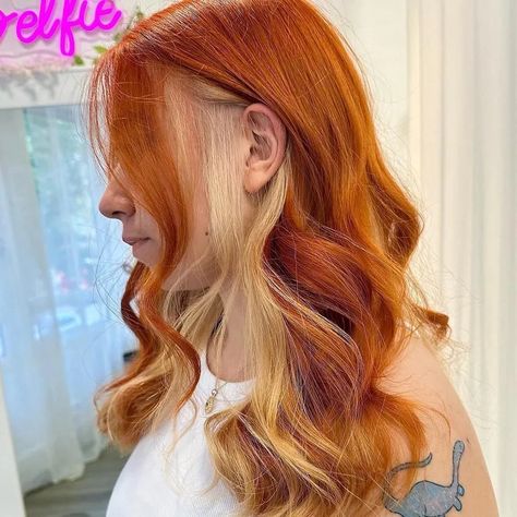 Ginger With Blonde Underneath, Copper Hair With Blonde Underneath, Underdye Hair Short, Ginger Hair With Blonde Underneath, Highlights On Red Hair, Blonde And Ginger Hair, Blonde Underneath Brown Hair, Ginger And White Hair, Pink Underdye Hair