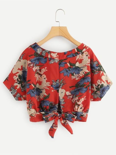 Floral Chiffon Blouse, Kurti Designs Latest, Fashion Tops Blouse, Trendy Fashion Tops, Cute Blouses, Pink Unicorn, Couture Tops, Fashion Design Clothes, Floral Chiffon