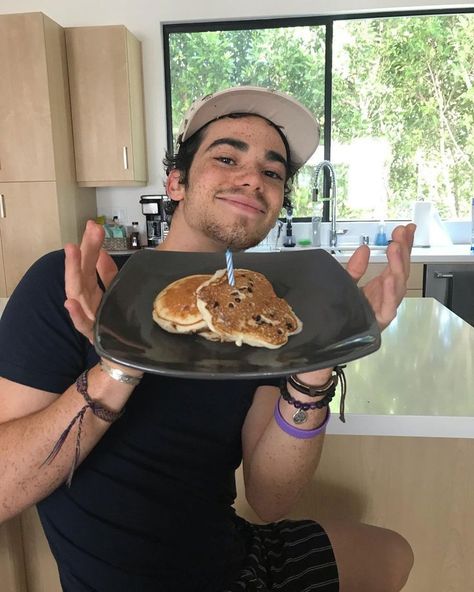 Cameron Boyce Photos, Victor Boyce, Karan Brar, Cameron Boys, Kenny Ortega, Descendants 1, Cameron Boyce, Heavy Heart, Dove Cameron