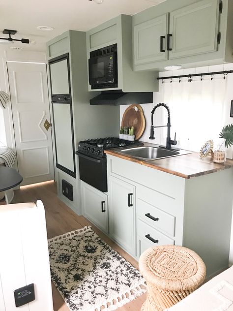 Jayco Campers, Rv Kitchen Remodel, Rv Interior Remodel, Camper Interior Design, Camper Trailer Remodel, Vintage Camper Remodel, Diy Camper Remodel, Kitchen Diy Makeover, Rv Kitchen