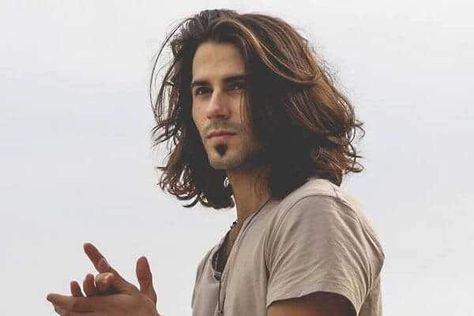 50 Hairstyles for Men with Long Hair for All-Time Greatness | MenHairstylist.com Man With Long Hair, Ryan Guzman, Men's Long Hairstyles, Karl Urban, Joe Manganiello, Corte De Cabelo Masculino, Hair Curly, Grunge Hair, Dylan O'brien