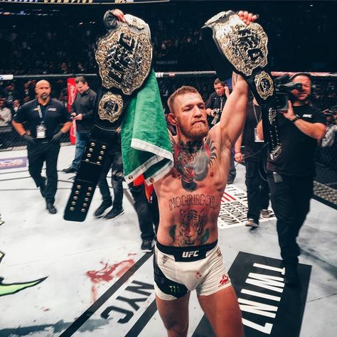 "I just want to say from the bottom of my heart Id like to take this chance to apologise... to absolutely nobody!" Conor Mcgregor Belts, Connor Macgregor, Conor Macgregor, Conor Mcgregor Wallpaper, Conner Mcgregor, Mcgregor Wallpapers, Notorious Mcgregor, Ufc Belt, Ufc Conor Mcgregor