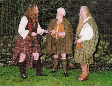 Scottish Costume, Wallace Tartan, Great Kilt, Scottish Dress, Scottish Clothing, Scotland Forever, Enchanted Wood, Black Watch Tartan, Kilt Skirt