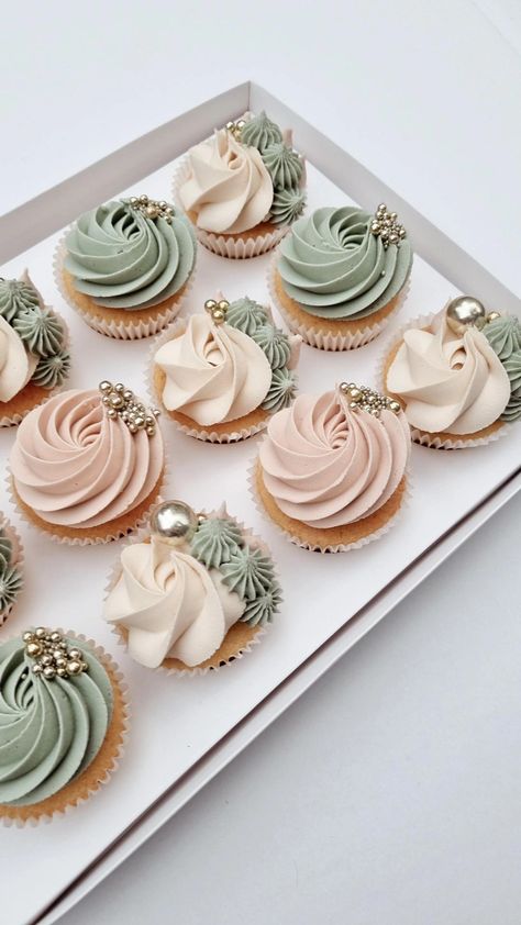 Blush Cupcakes Wedding, Classy Cupcake Ideas, Sage And Pink Cupcakes, Sage Green And Peach Cupcakes, Sage And White Cupcakes, Sage And Blush Cupcakes, Simple Pretty Cupcakes, Gender Neutral Cupcake Ideas, Simple Elegant Cupcakes