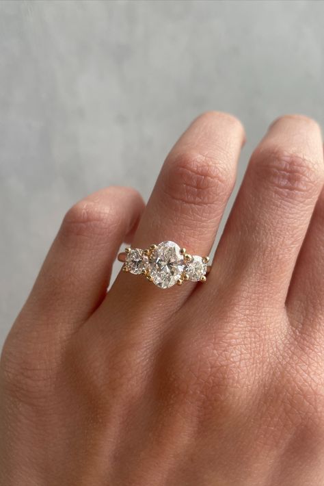 Oval Trilogy Engagement Ring, Three Stone Engagement Rings Oval, Affordable Engagement Ring, Three Diamond Engagement Ring, Vintage Bridal Ring, Pretty Engagement Rings, Trilogy Engagement Ring, Oval Moissanite Ring, Cute Engagement Rings