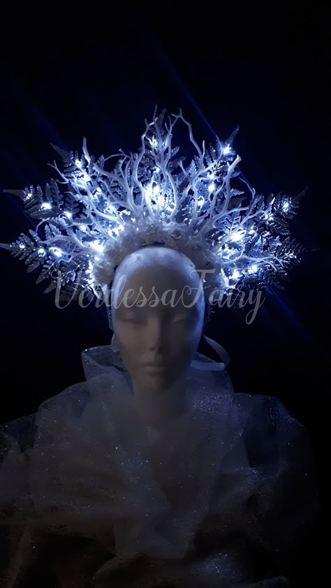 Goddess Halo Crown, Halo Tiara, Ice Crown, Ice Queen Costume, Winter Goddess, Wonderland Makeup, Fern Flower, Silver Head Piece, Halo Crown