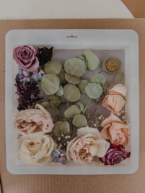 Preserve Wedding Bouquet Resin, How To Preserve Wedding Bouquet Diy, Diy Wedding Bouquet Preservation, Wedding Bouquet Diy, Invitation Frames, Wedding Bouquet Preservation, Bouquet Preservation, Diy Wedding Bouquet, Resin Uses