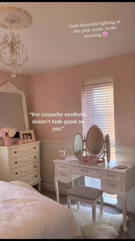 Pink Bedroom Accessories, Blush Pink Bedroom, Pink Bedroom Walls, Dream Bedroom Inspiration, Feminine Bedroom, Bedroom Bliss, Cute Bedroom Decor, Pink Room, Room Inspiration Bedroom