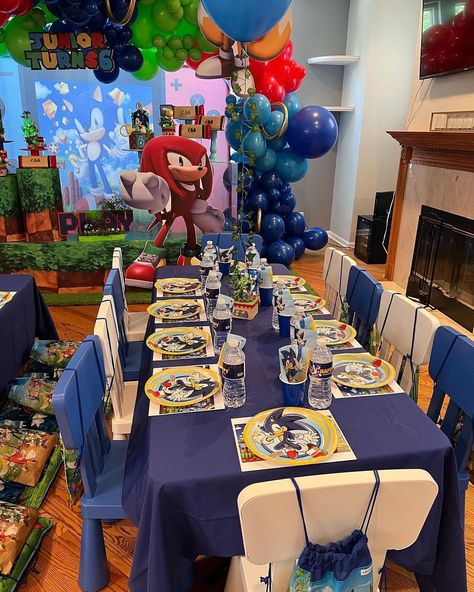 Birthdays Themes, Baby Boy Birthday Themes, Sonic Birthday Parties, Sonic Party, Diy Kids Games, Creative Party Ideas, Sonic Birthday, Birthday Themes For Boys, Baby Boy Birthday