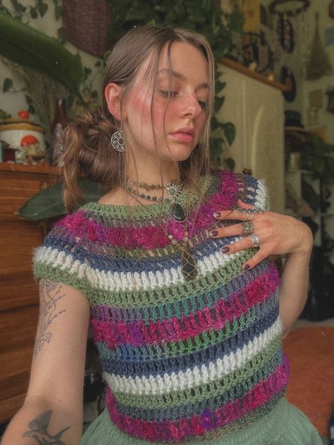 crochet sweater hannah drapinski crochet top crochet clothing ideas sweater fall fashion Crochet Trends 2024, Hannah Drapinski, Crochet Clothing Ideas, Crochet Fall Sweater, Crochet Tanks, Hippie Pictures, Crochet Sweater Top, Crochet Pieces, Shrug Pattern