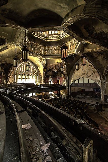 This church in Detroit. Abandoned Detroit, Abandoned Churches, Abandoned Church, Urban Exploring, Ground Zero, Abandoned House, Abandoned Mansions, Haunted Places, Urban Exploration