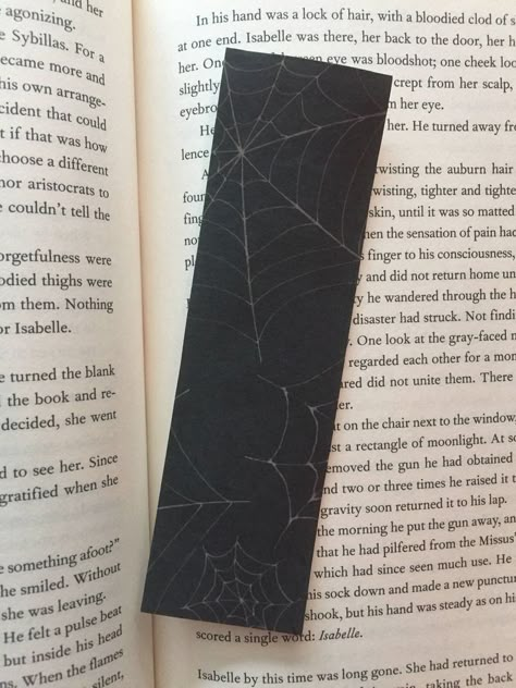 Crochet Lace Bookmark, Goth Bookmark, Bookmark Halloween, Bookmark Crochet Tutorial, Page Bookmark, Bookmark Easy, Lace Bookmark, Cool Bookmarks, Homemade Bookmarks