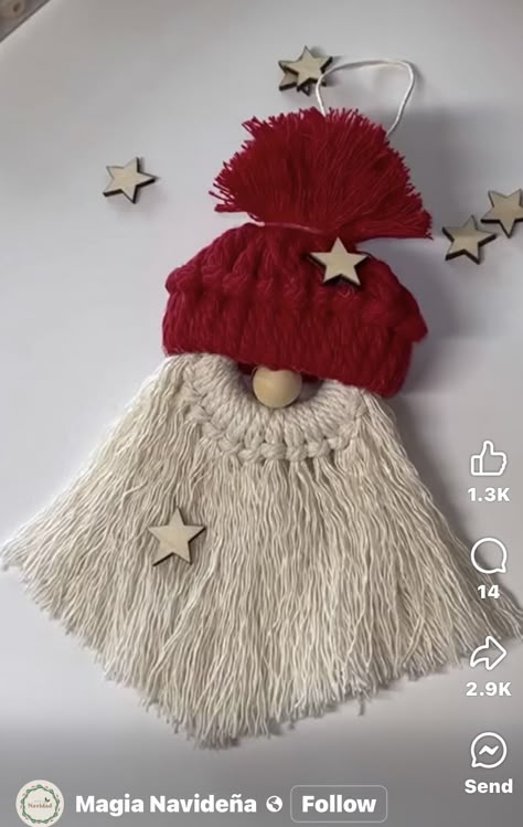 Macrame Santa, Wooden Rings Craft, Santa Diy, Easy Diy Ideas, Christmas Diy Wood, Diy Christmas Ornament, Diy Christmas Tree Ornaments, New Year's Crafts, Navidad Diy