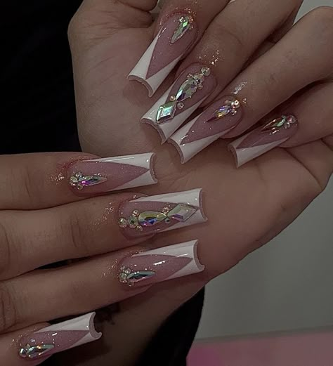 V Tip Nails With Rhinestones, White Frenchies With Rhinestones, Nail Gem Placement Ideas, Beige Acrylic Nails, Buchifresa Nails, Bling French Tip Nails, Gem Nail Designs, Acrylic Nails Nude, Xmas Art