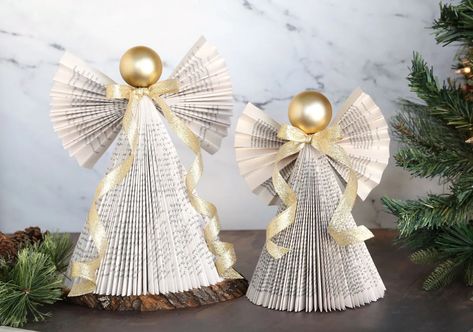 Recycled Book Crafts, Book Folding Patterns Free Templates, Upcycled Books Crafts, Book Angel, Book Folding Patterns Free, Diy Christmas Angel Ornaments, Craft For Adults, Xmas Centerpieces, Easy Christmas Craft