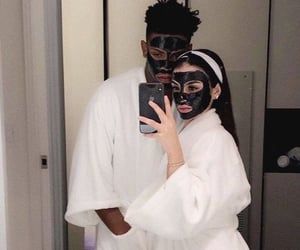 Photos Couple Mignon, Black Relationship Goals, Cute Couple Outfits, Couple Goals Teenagers, Black Couples Goals, Face Mask Fashion, Boyfriend Goals, Relationship Goals Pictures