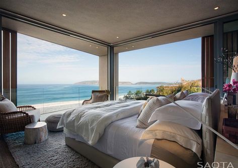 contemporary beach house bedroom Contemporary Beach House, Plettenberg Bay, Bedroom Views, Modern Beach House, Beach House Interior, Beach House Design, Dream Rooms, Elegant Homes, Design Case