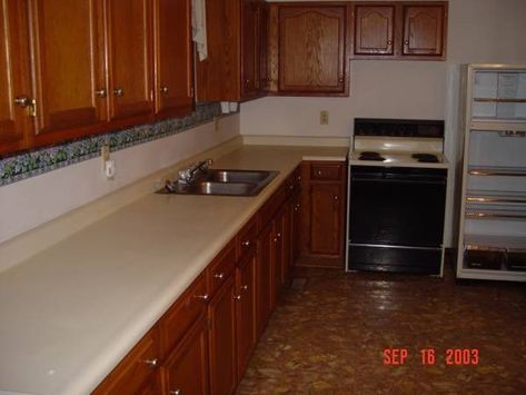 Kitchen Liminal Space, Liminal House Interior, Liminal Kitchen, Liminal Space Kitchen, House Liminal Space, Liminal Interior, Liminal Space House, Liminal House, Liminal Dreamcore