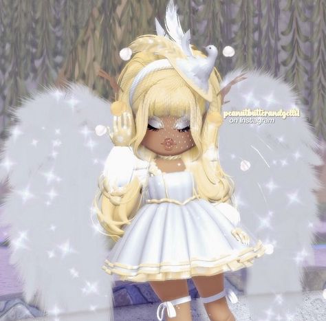 #royalehigh Babydoll Dress Royale High, Cute Royale High Outfits Ideas, Dripping In Gold Royale High, Cute Royale High Outfits, Royale High Outfits Ideas, Royale High Outfits, Black Leggings Outfit, Gold Outfit, Slenderman