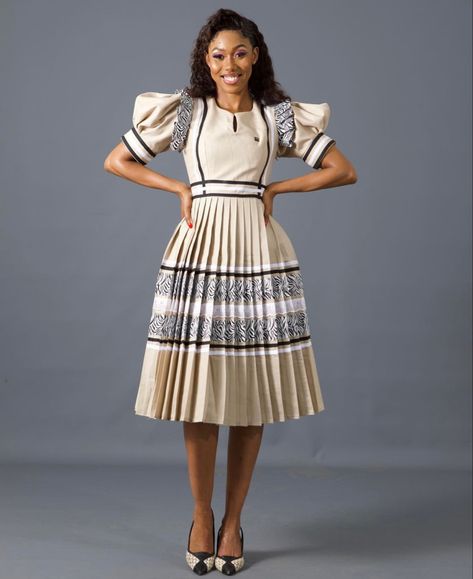 Modern Sepedi Traditional Dresses, Pedi Traditional Dresses, Makoti Outfits, Sepedi Traditional Attire, Pedi Traditional Attire, Sepedi Traditional Dresses, Africa Culture, African Bridal Dress, African Traditional Wear