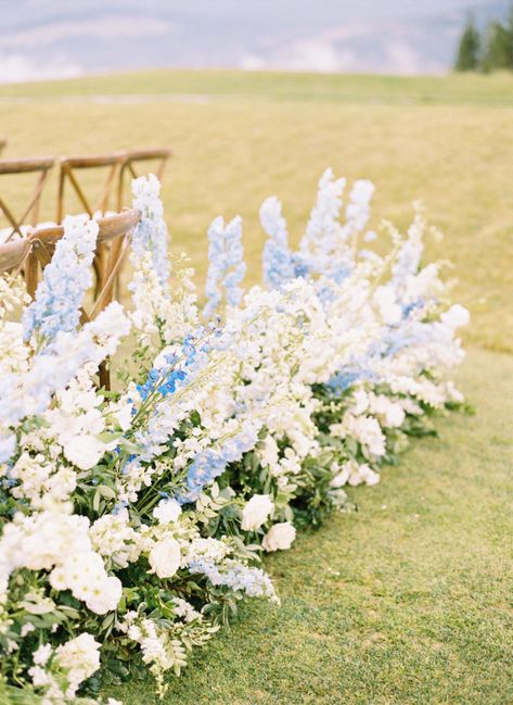 Ground Florals Wedding, Blue And White Wedding Ceremony, Ceremony Florals, Blue White Weddings, Blue And White Flowers, Light Blue Wedding, Groom Looks, Wedding 2024, Ceremony Flowers