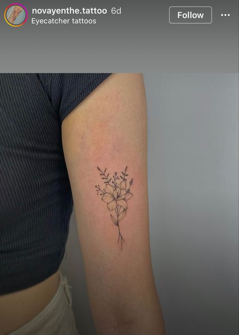 Fine Line Flower Tattoo Daffodil, Bouquet Of Daffodils Tattoo, Fineline Daffodil Tattoo, Daffodil Tattoo Fine Line, Daffodil Bouquet Tattoo, Inner Arm Flower Tattoo, Fine Line Daffodil Tattoo, Daffodil Tattoo Design, Flower Tattoo Fine Line