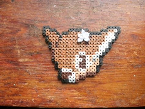 Cute Deer Face Perler Beads by GinnysGeekyGoodies Deer Perler Beads Pattern, Perler Bead Deer, Deer Perler Beads, Hama Beads Animals, Deer Face, Beads Animals, Pixel Beads, Easy Perler Beads Ideas, Bead Creations