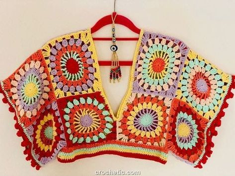 Crochet Summer Blouse, Gilet Crochet, Mode Crochet, Crochet Bolero, Crochet Fashion Patterns, Crochet Summer, Summer Blouse, Square Crochet, Granny Square Crochet Pattern