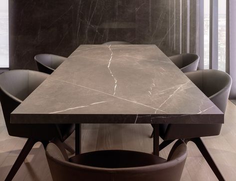 Porcelain stoneware wall/floor tiles with marble effect XLIGHT PREMIUM SAVAGE DARK by URBATEK Marble Living Room Table, Marble Interior Design, Flooring Ceramic, Marble Tables Living Room, Game Room Tables, Marble Interior, Modern Flooring, Marble Furniture, Table Marble