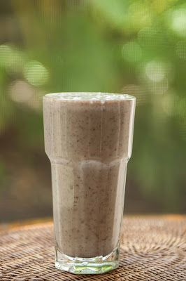 The whole egg: Azuki Bean Smoothie Bean Smoothie, Clean Eating Smoothies, Azuki Bean, Adzuki Beans, Soft Foods, Red Bean, Holistic Nutrition, Healing Food, Whole Eggs