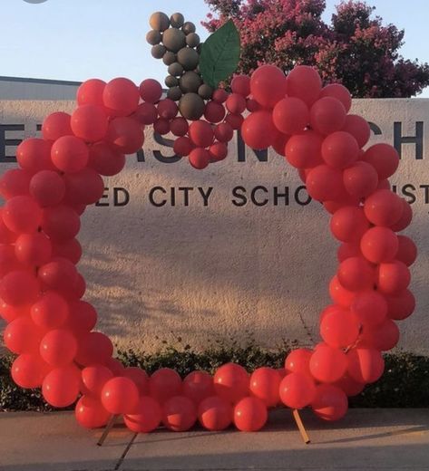 Harvest Balloon Arch, Apple Display Ideas, Apple Of My Eye Balloon Arch, Apple Decorations Party, Baby Shower Apple Theme, Apple Festival Ideas, Apple Of Our Eye Baby Shower Decor, Apple Balloon Arch, Apple Birthday Party Theme