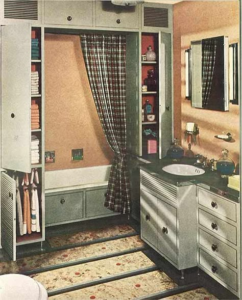 vintage-peach-and-grey-bathroom 40s Interior, 1940 Home Decor, 1940s Interior Design, 1940s Bathroom, Bathrooms Vintage, 1940s Home Decor, 1940s Interior, 1940s Decor, 1940s House